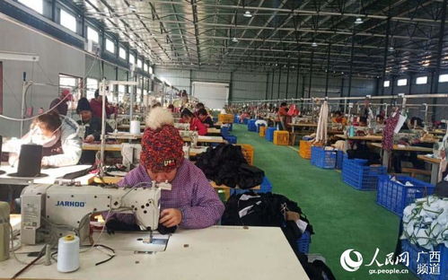 上林 扶貧車(chē)間帶動(dòng)貧困戶就業(yè)增收